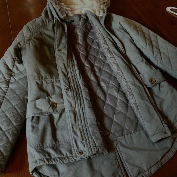 Quinn Green/Gray Coat - Picture 1 of 6